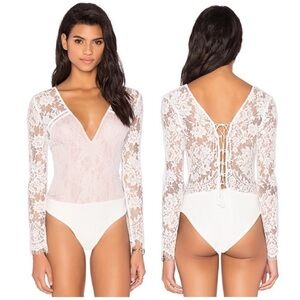 Jetset Diaries Caribbean Bodysuit Ivory Lace Open Back Revolve TJD White NWT